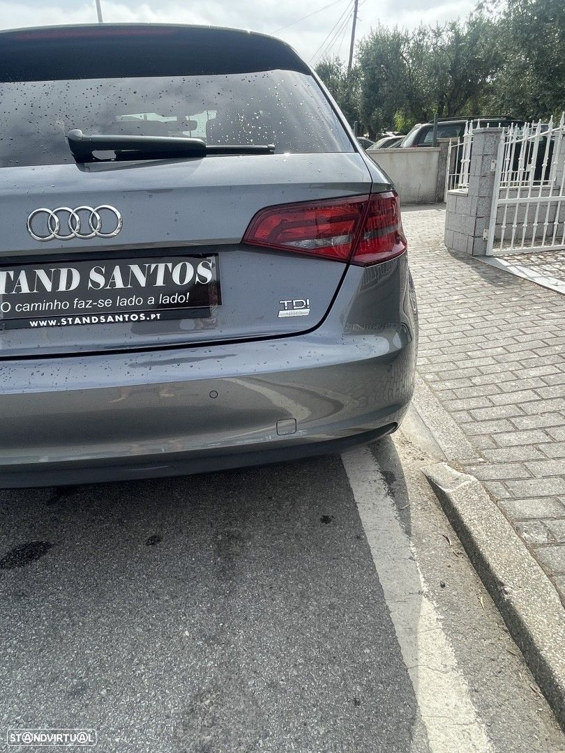 Audi A3 Sportback 1.6 TDI Advance Ultra - 7