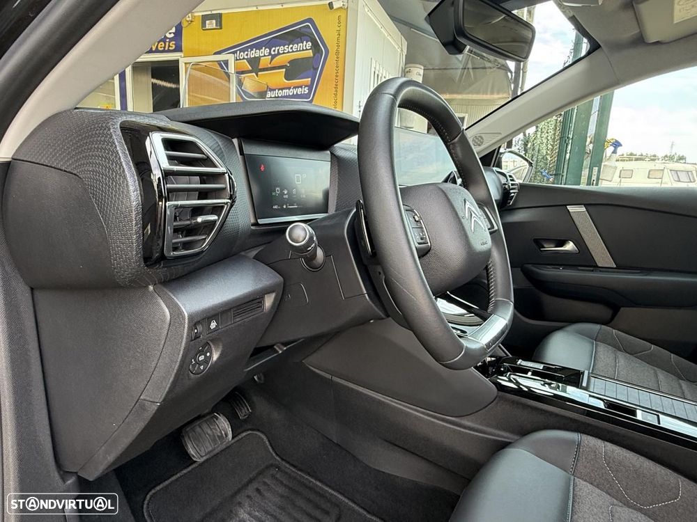 Citroën C4 1.2 PureTech Shine EAT8 - 24