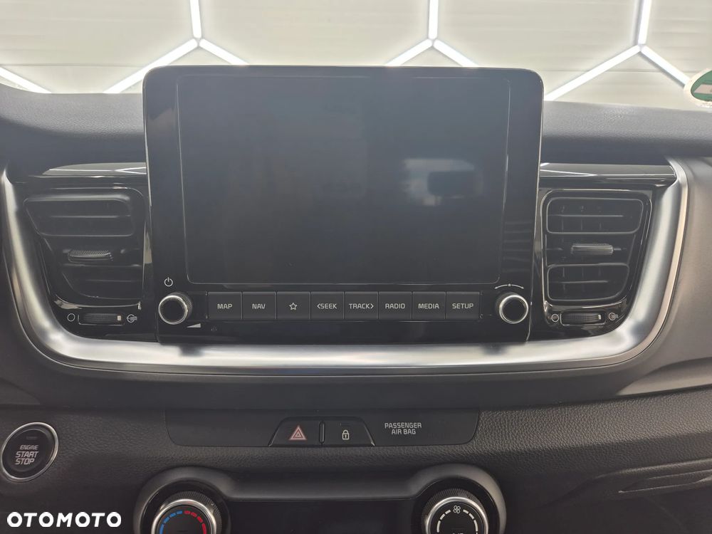 Kia Stonic - 19