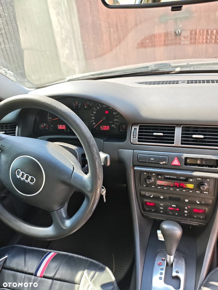 Audi A6 Limousine - 5