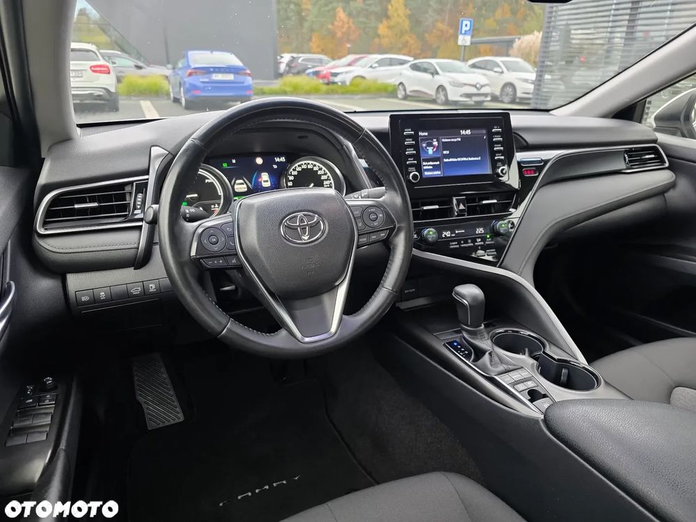 Toyota Camry 2.5 Hybrid Comfort CVT - 23