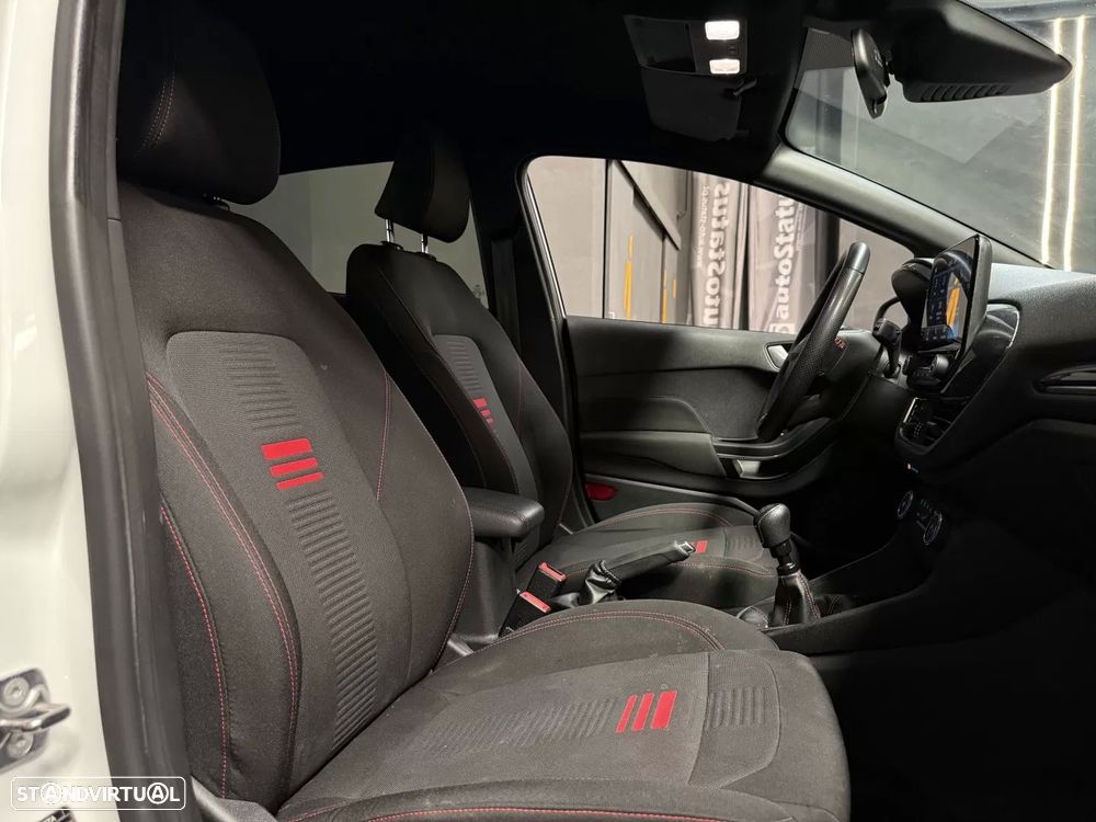 Ford Fiesta 1.0 EcoBoost ST-Line - 16