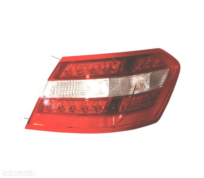 FAROLIN DIR MERCEDES W212 ELEGANCE 09- LED - 1