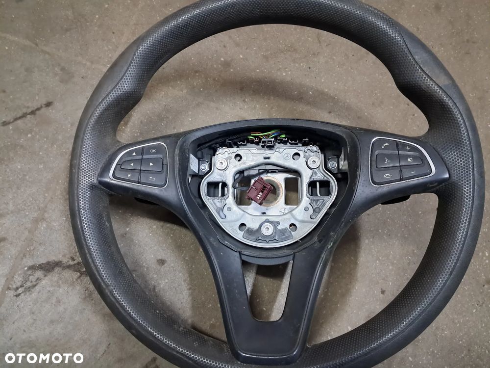 Mercedes B W246 kierownica A0004601203 - 1