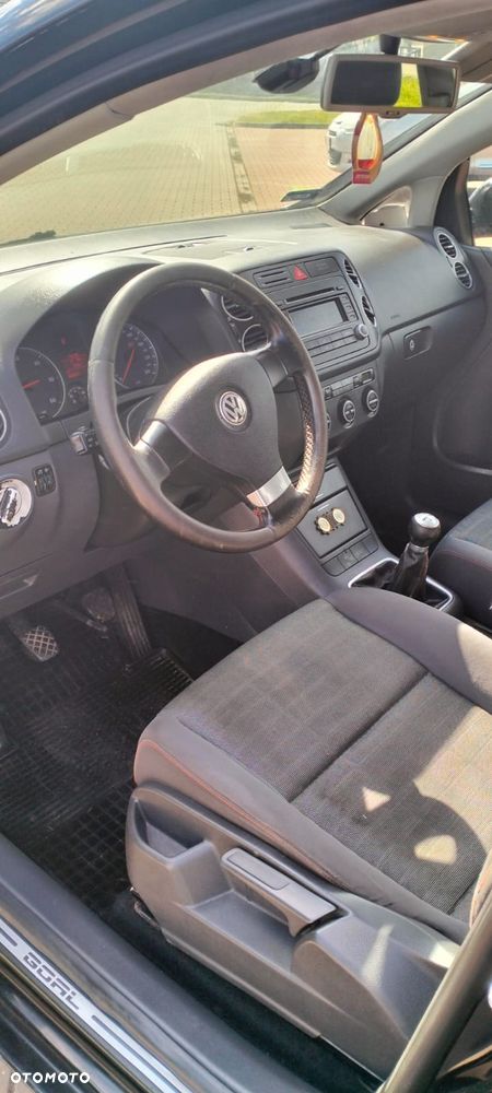 Volkswagen Golf Plus - 8