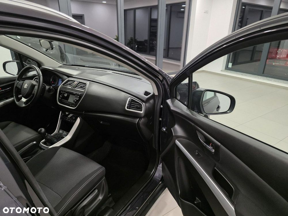 Suzuki SX4 S-Cross - 19
