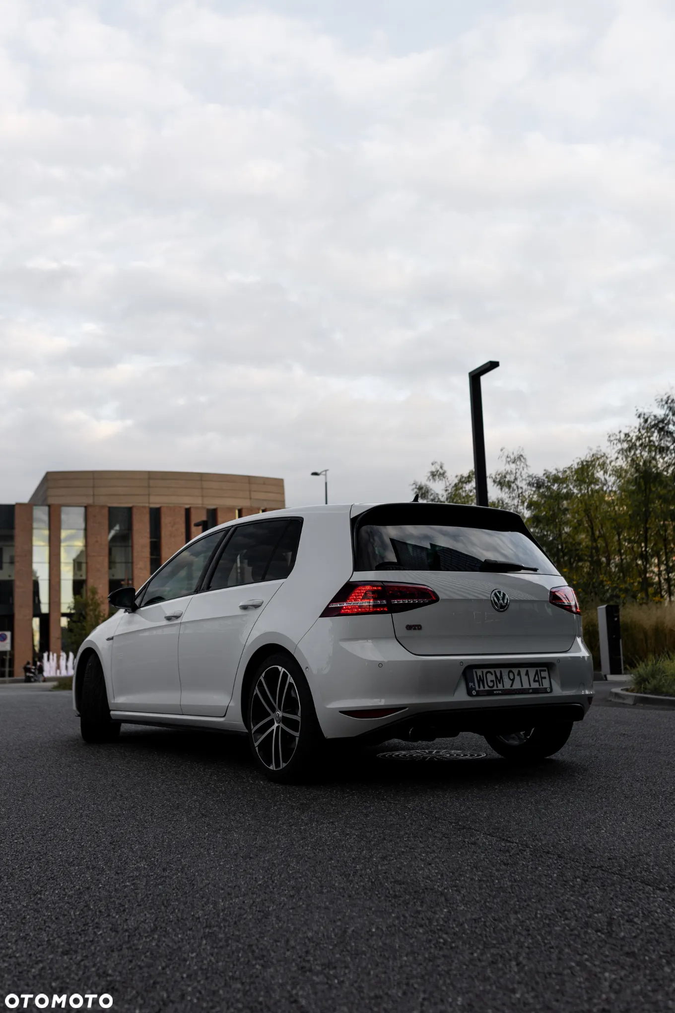 Volkswagen Golf VII 2.0 TDI BMT GTD - 7