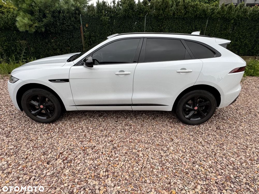 Jaguar F-Pace 2.0 i4P AWD R-Sport - 9