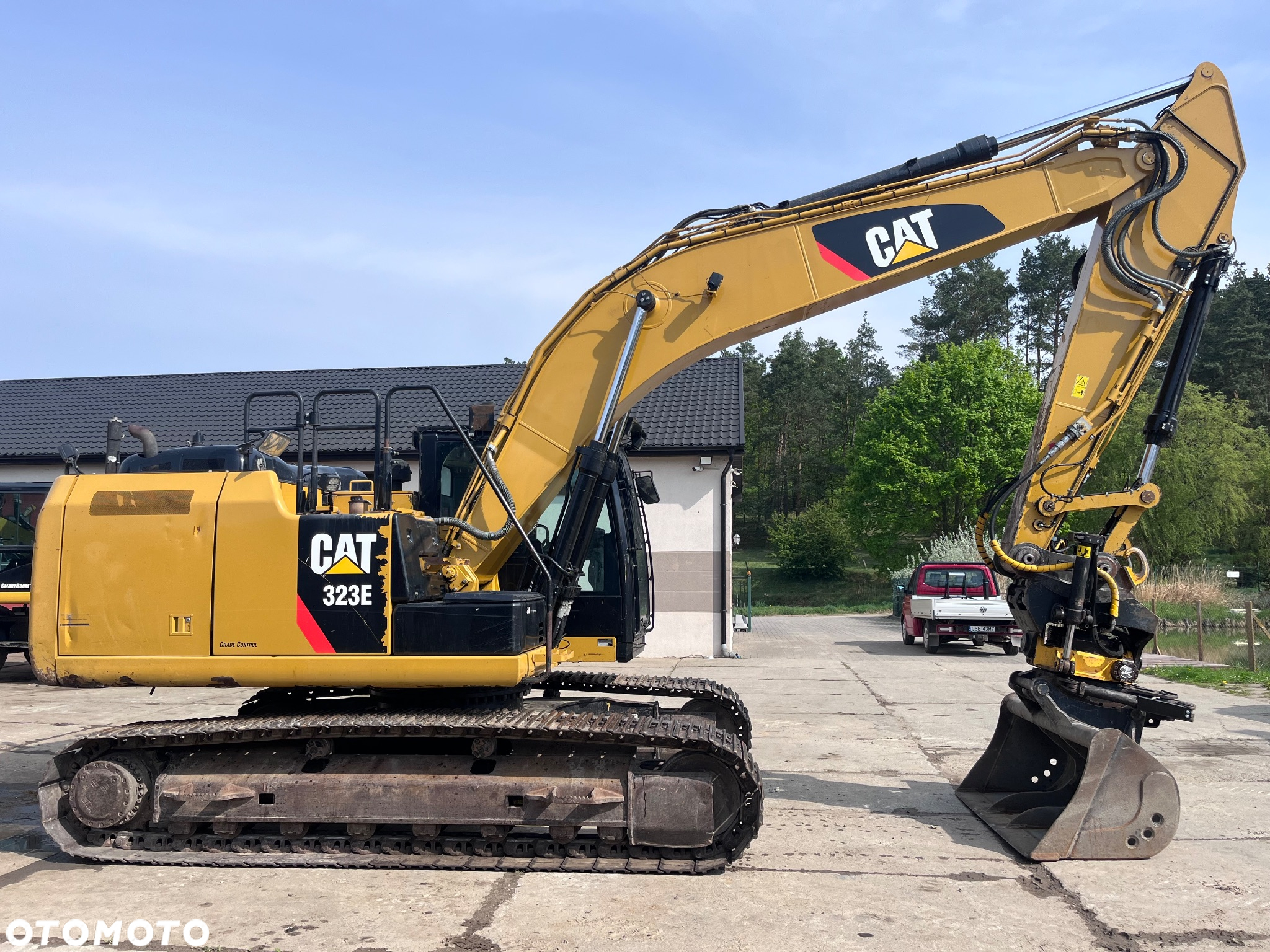 Caterpillar CAT 323EL - 2