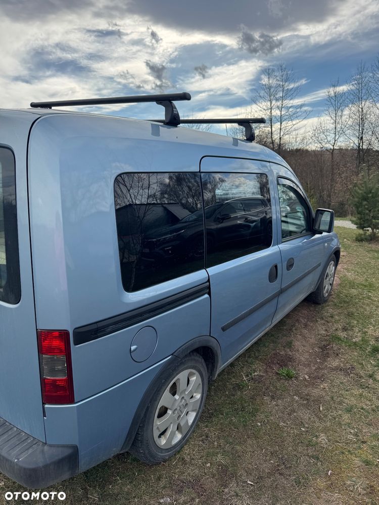 Opel Combo Tour - 3