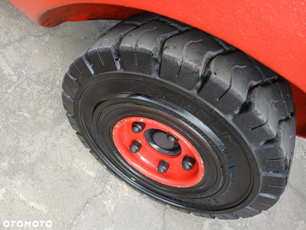 Linde H25T-03 2002rok wolny skok przesuw sprowadzony - 27