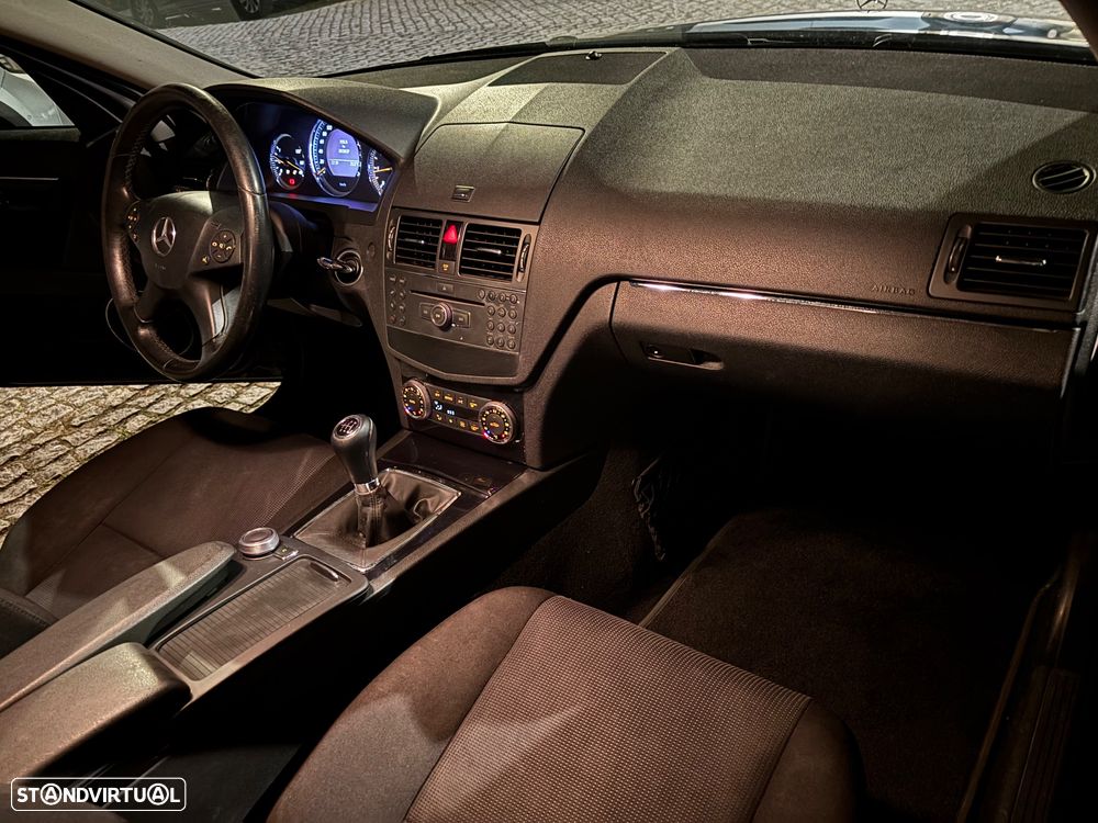 Mercedes-Benz C 220 CDi Classic - 13