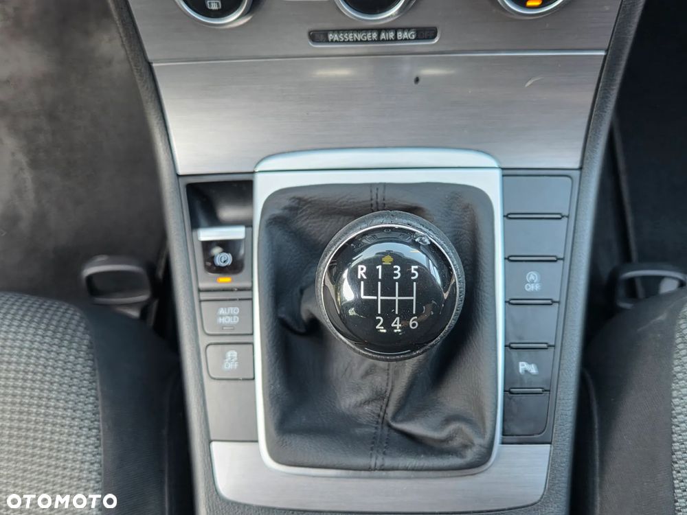 Volkswagen Passat Variant 2.0 TDI BlueMotion Technology Comfortline - 27