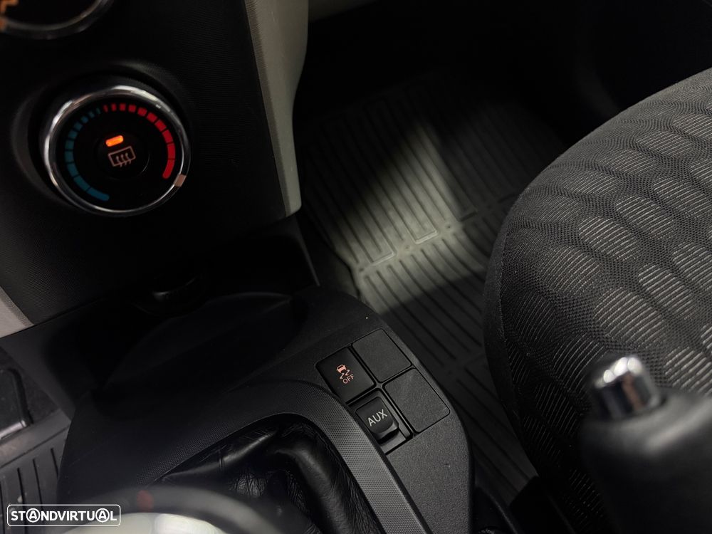 Toyota iQ 1.0 VVT-i Essential+AC - 14