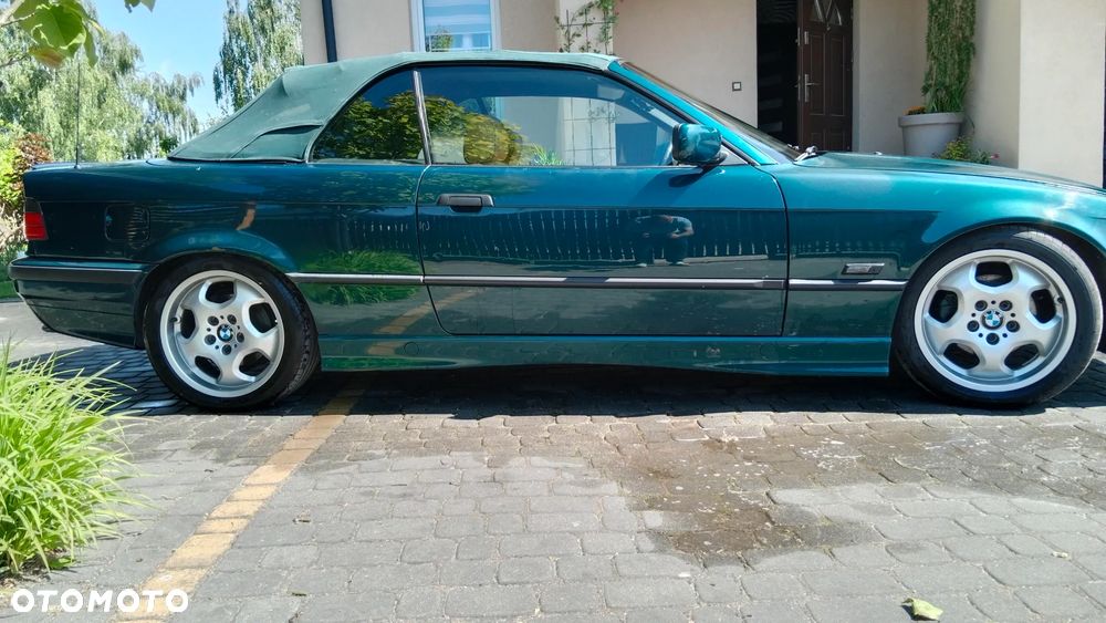 BMW Seria 3 318i - 13