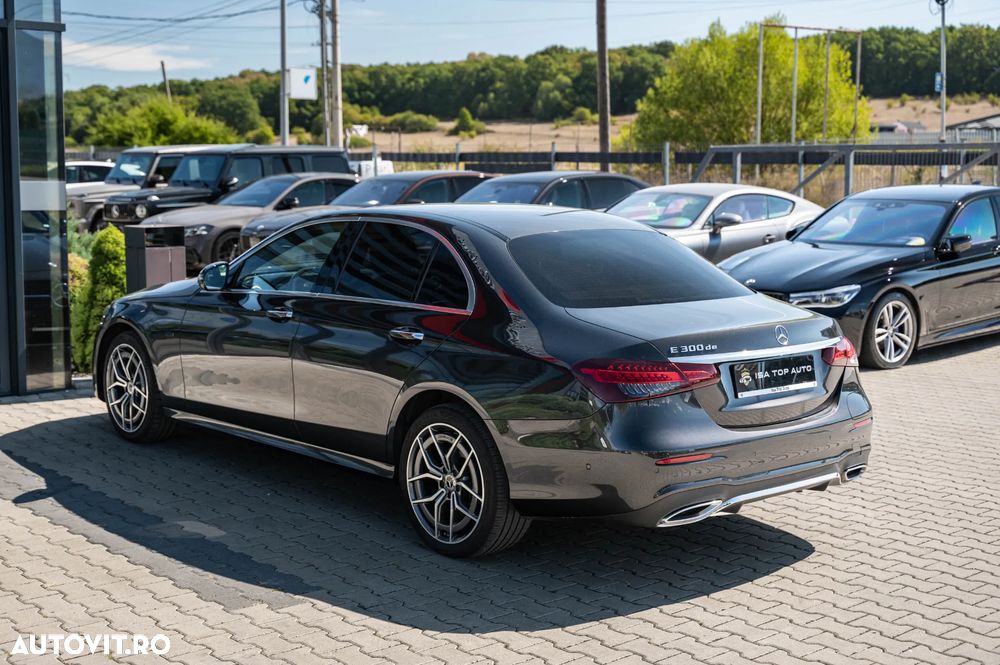 Mercedes-Benz E 300 de 9G-TRONIC AMG Line - 13