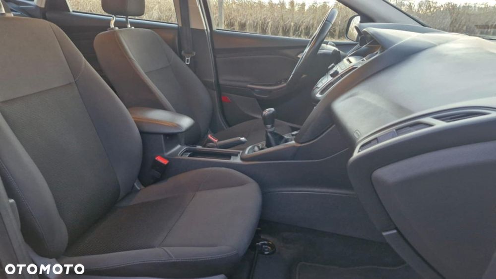 Ford Focus 1.0 EcoBoost STart-Stopp-System TITANIUM - 10