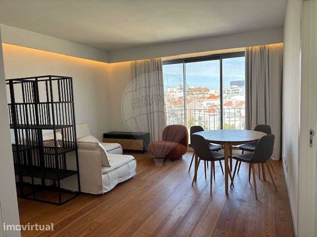 Apartamento T2 para arrendamento - Grande imagem: 2/15