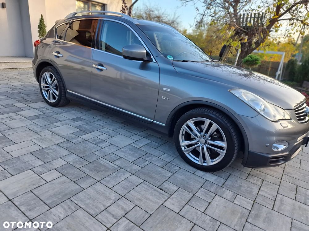 Infiniti Qx50 2014 photo 2