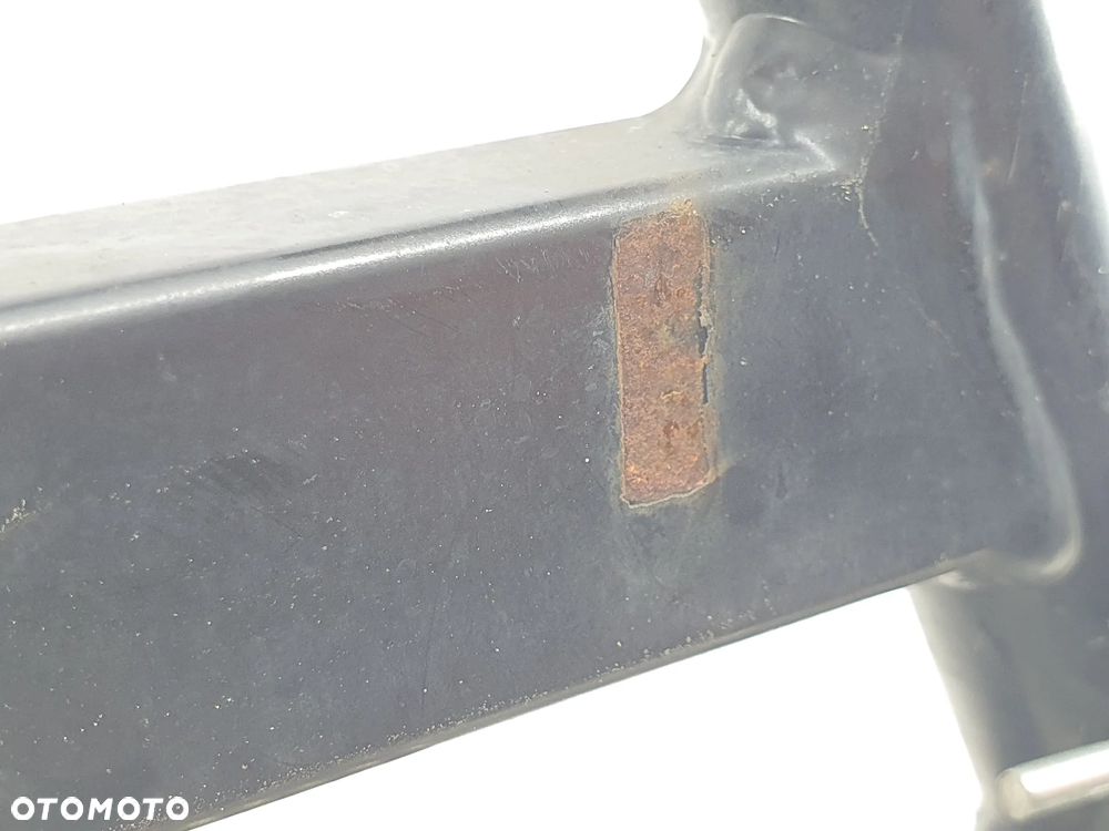 Stopka Centralna  Skuter Govecs Go - 8