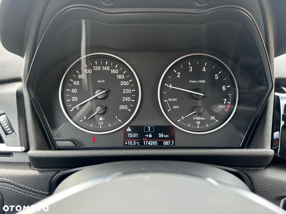 BMW Seria 2 218i Sport Line - 38