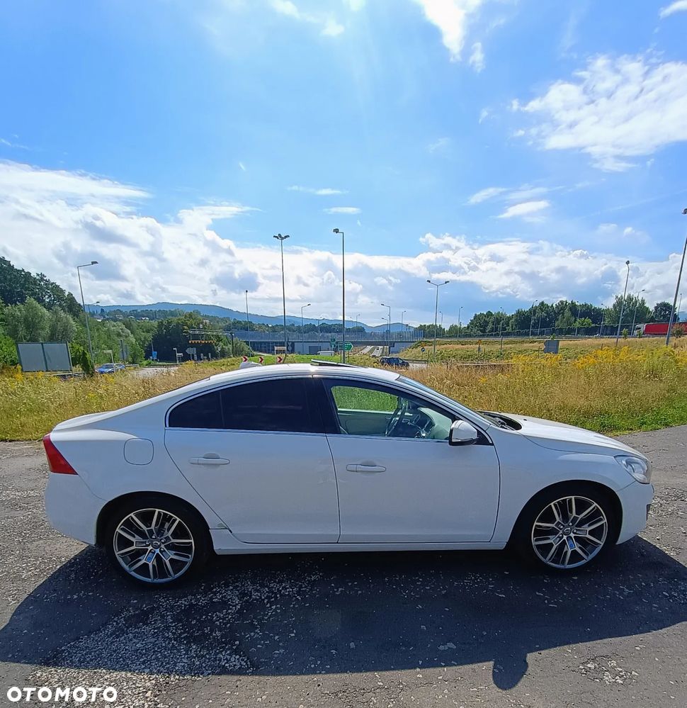 Volvo S60 T6 AWD Geartronic Summum - 11