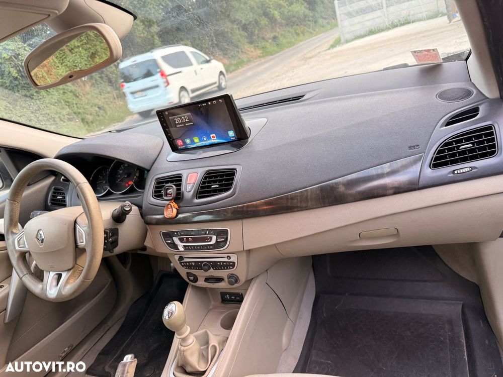 Renault Fluence - 12