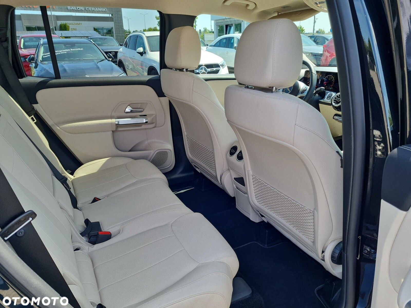 Mercedes-Benz GLB 200 Progressive 7G-DCT - 14