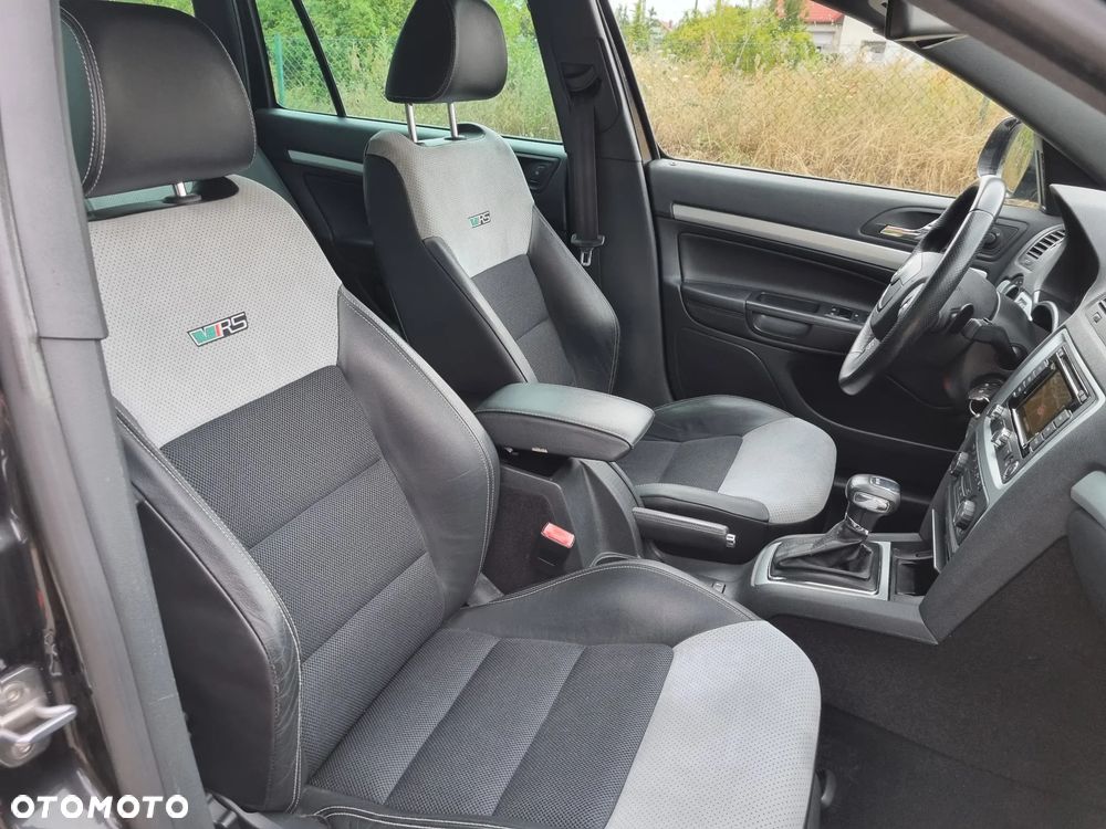 Skoda Octavia 2.0 TDI DPF RS DSG - 21