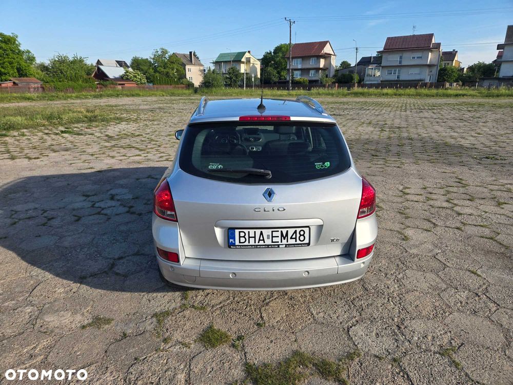 Renault Clio - 6