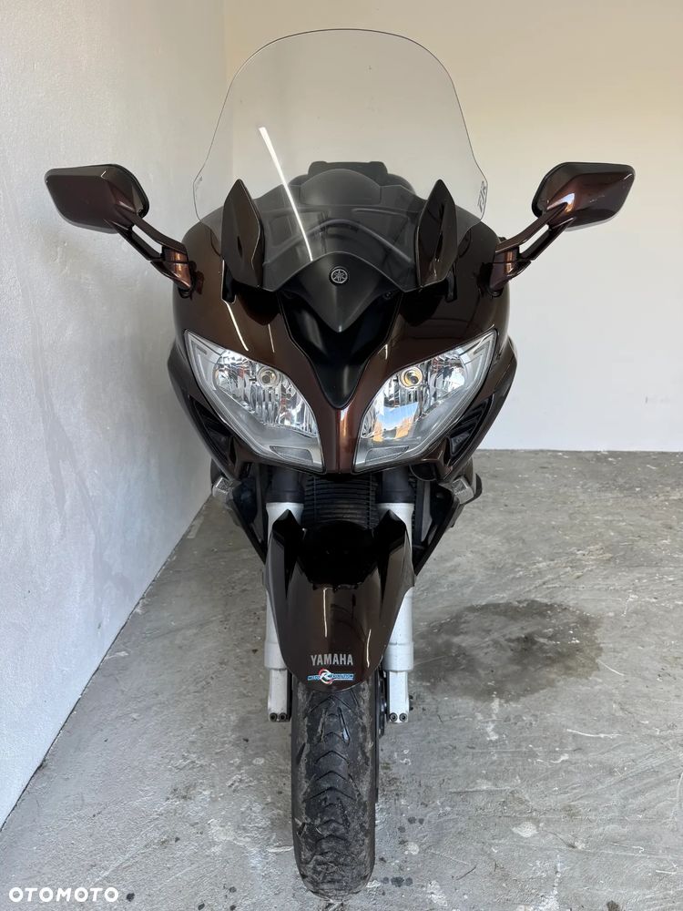 Yamaha FJR - 29