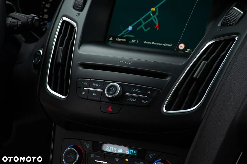 Ford Focus 1.5 EcoBoost STart-Stopp-System ST-Line - 21