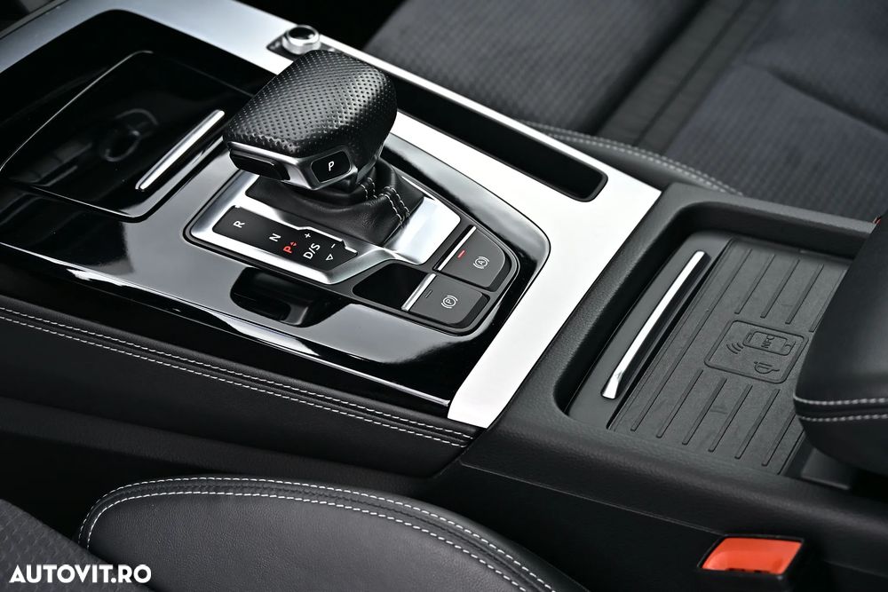 Audi Q5 50 TFSI e quattro S tronic PHEV S Line - 12