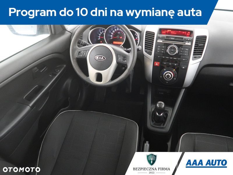 Kia Venga - 9