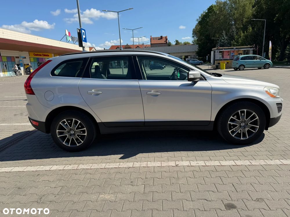 Volvo XC 60 D3 Momentum - 1