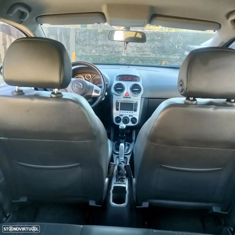 Opel Corsa 1.7 CDTI Satellite - 8