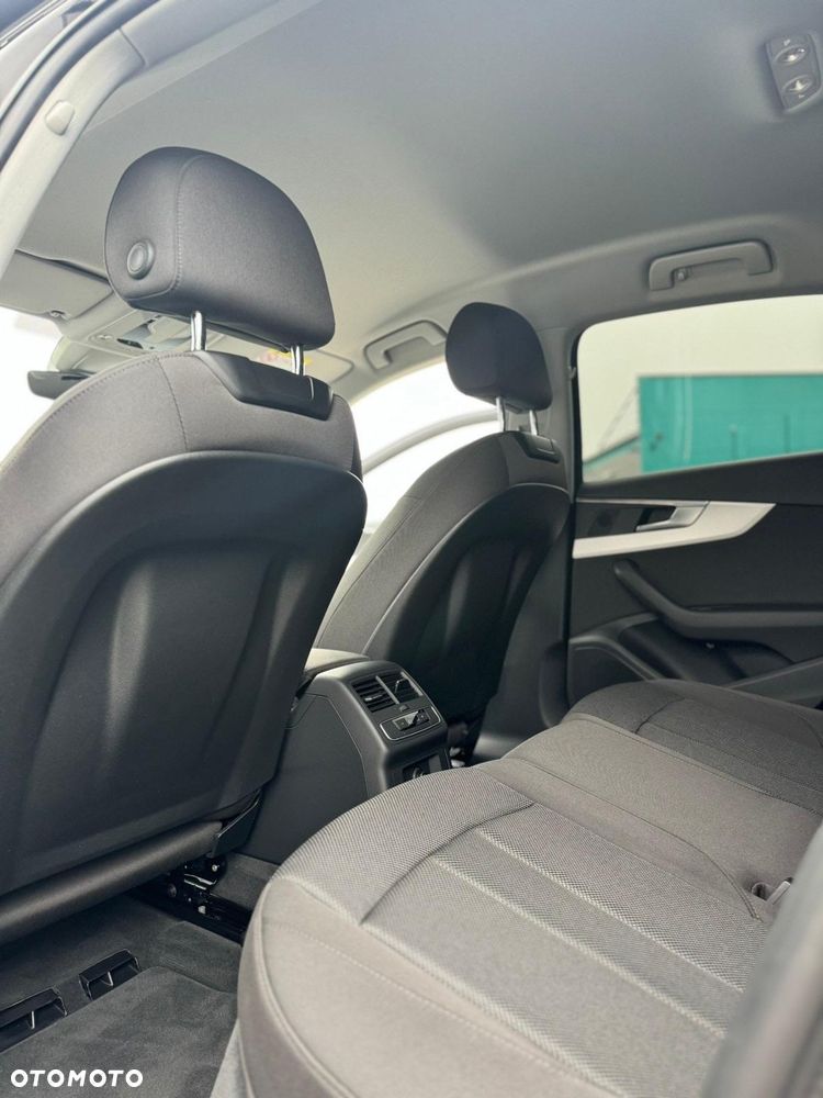 Audi A4 Limousine - 8