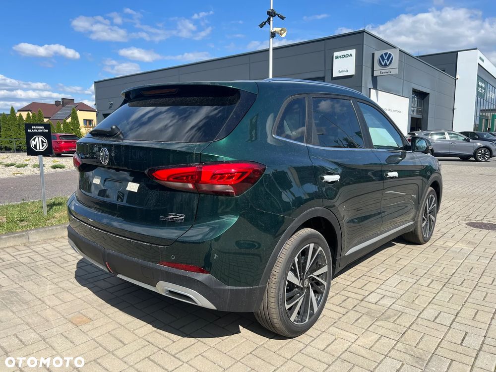 MG ZS Hybrid+ - 6