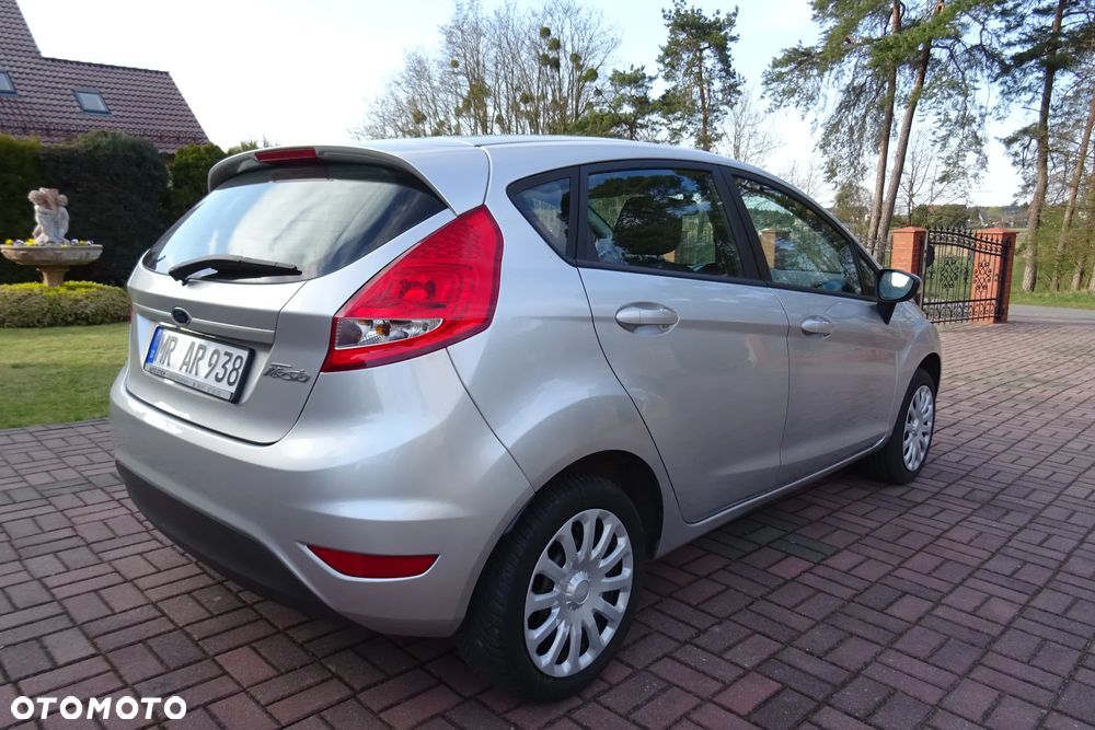 Ford Fiesta 1.25 SYNC Edition - 4