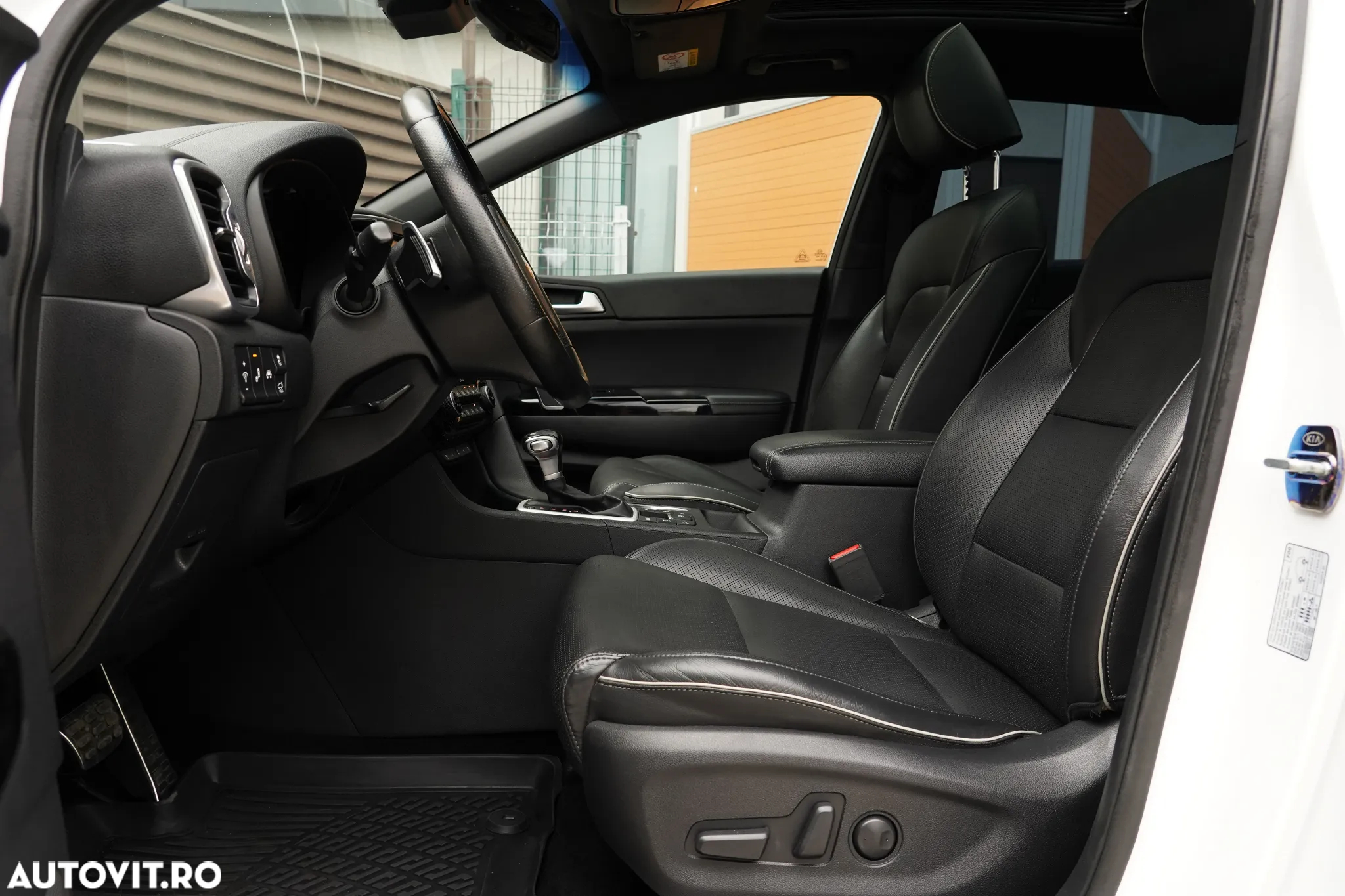 Kia Sportage 2,0 CRDI AWD Aut. GT Line - 8