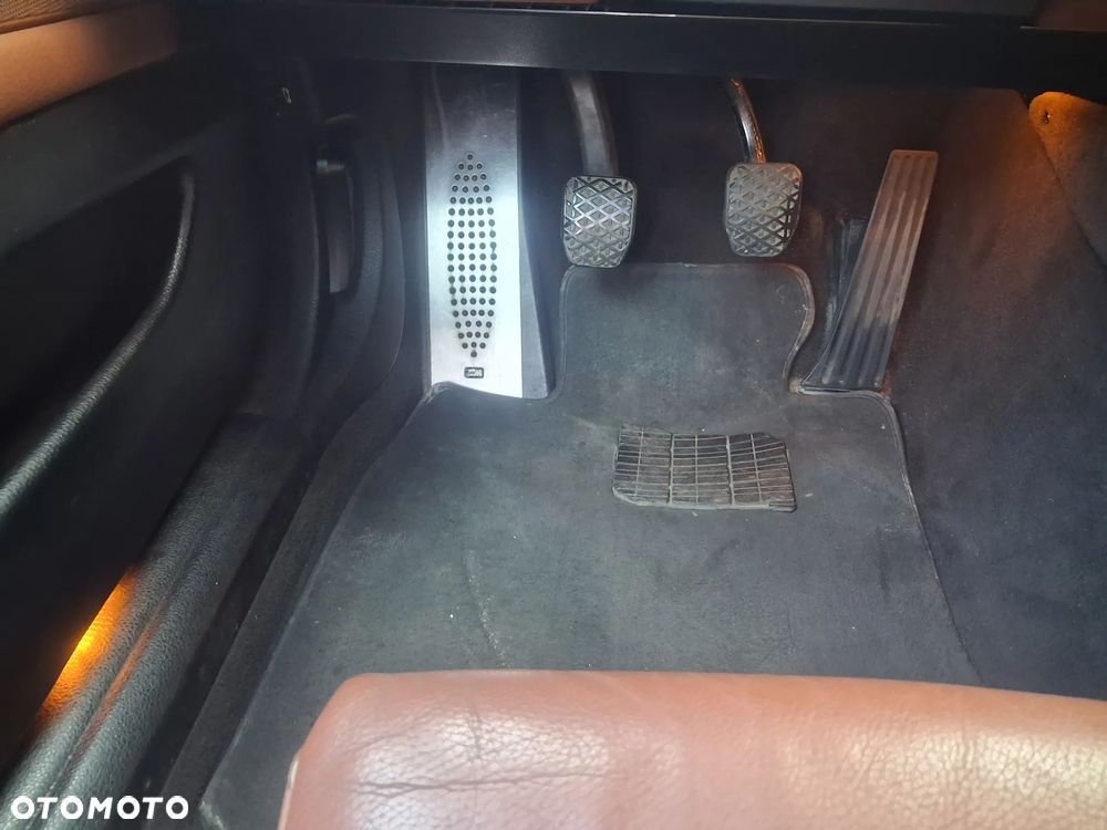 BMW Seria 5 520d Luxury Line - 27