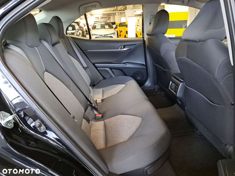 Toyota Camry 2.5 Hybrid Comfort CVT - 15