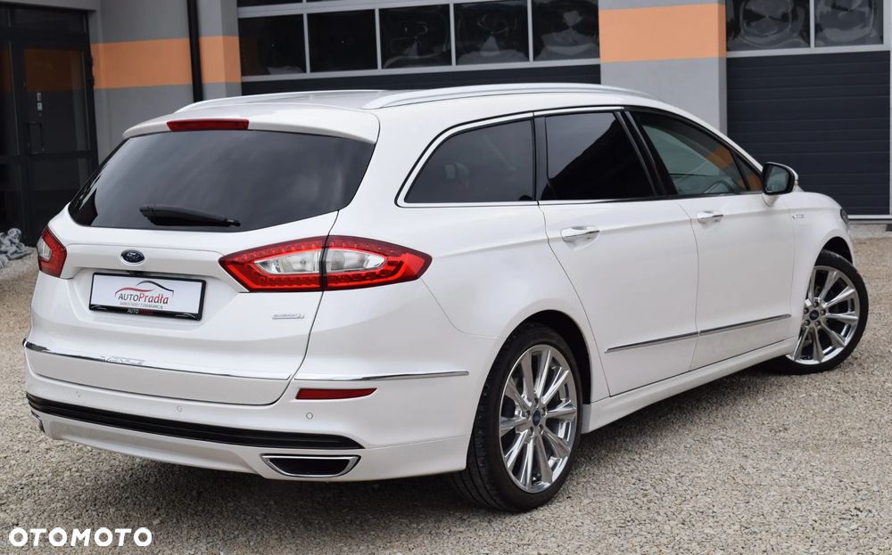 Ford Mondeo 2.0 EcoBoost STart-Stopp Autom Vignale - 13