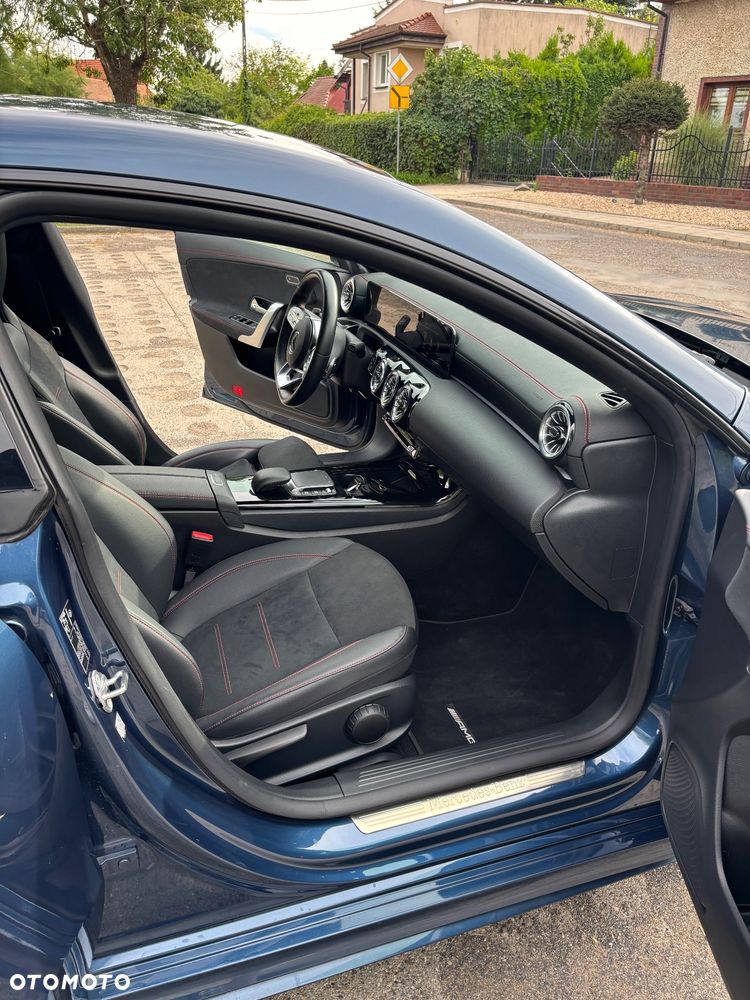 Mercedes-Benz CLA 250 AMG Line 7G-DCT - 13
