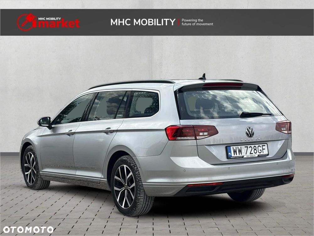 Volkswagen Passat Variant 2.0 TDI EVO Business DSG - 3