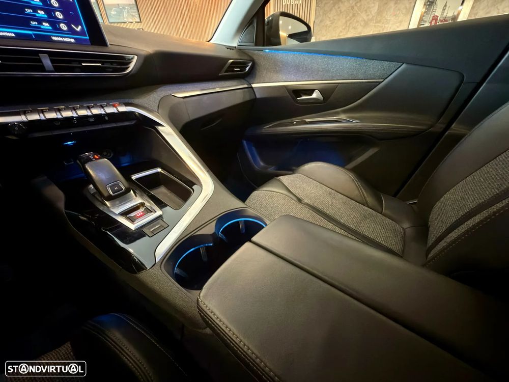 Peugeot 3008 1.6 BlueHDi Allure EAT6 - 27