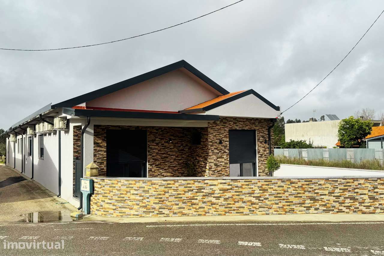 Moradia T5 com Terreno em Vilarinho do Bairro - Grande imagem: 3/20