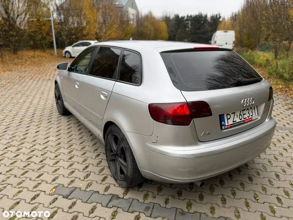 Audi A3 Sportback 1.6 Ambition - 4