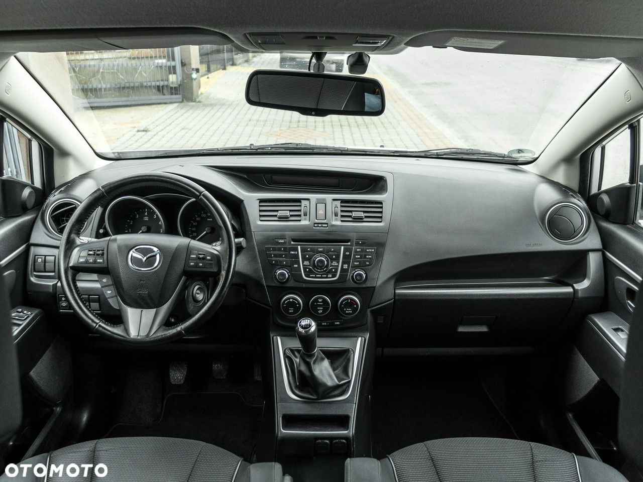 Mazda 5 - 25