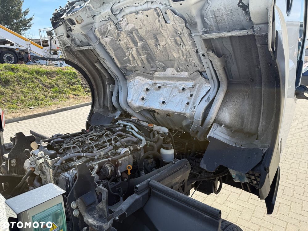 Nissan Podnośnik Koszowy Zwyżka Palfinger AXE 200 20 metrów Hydrauliczny jak nowy 880 MTH 11 tyś km Stan Salonowy !! Ruthmann Gsr Wumag - 32